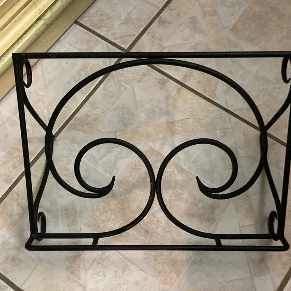 Elegant Black Metal Book stand